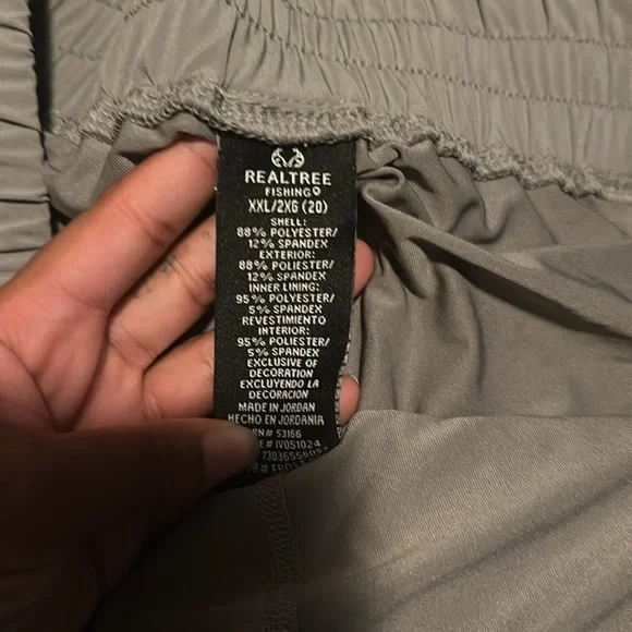 NWT Realtree Fishing Ladies Sea Side Skort, Frost Gray, 2XL - Picture 8 of 10